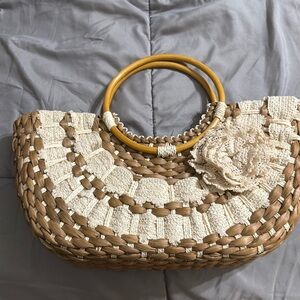 Style hand crafted bag